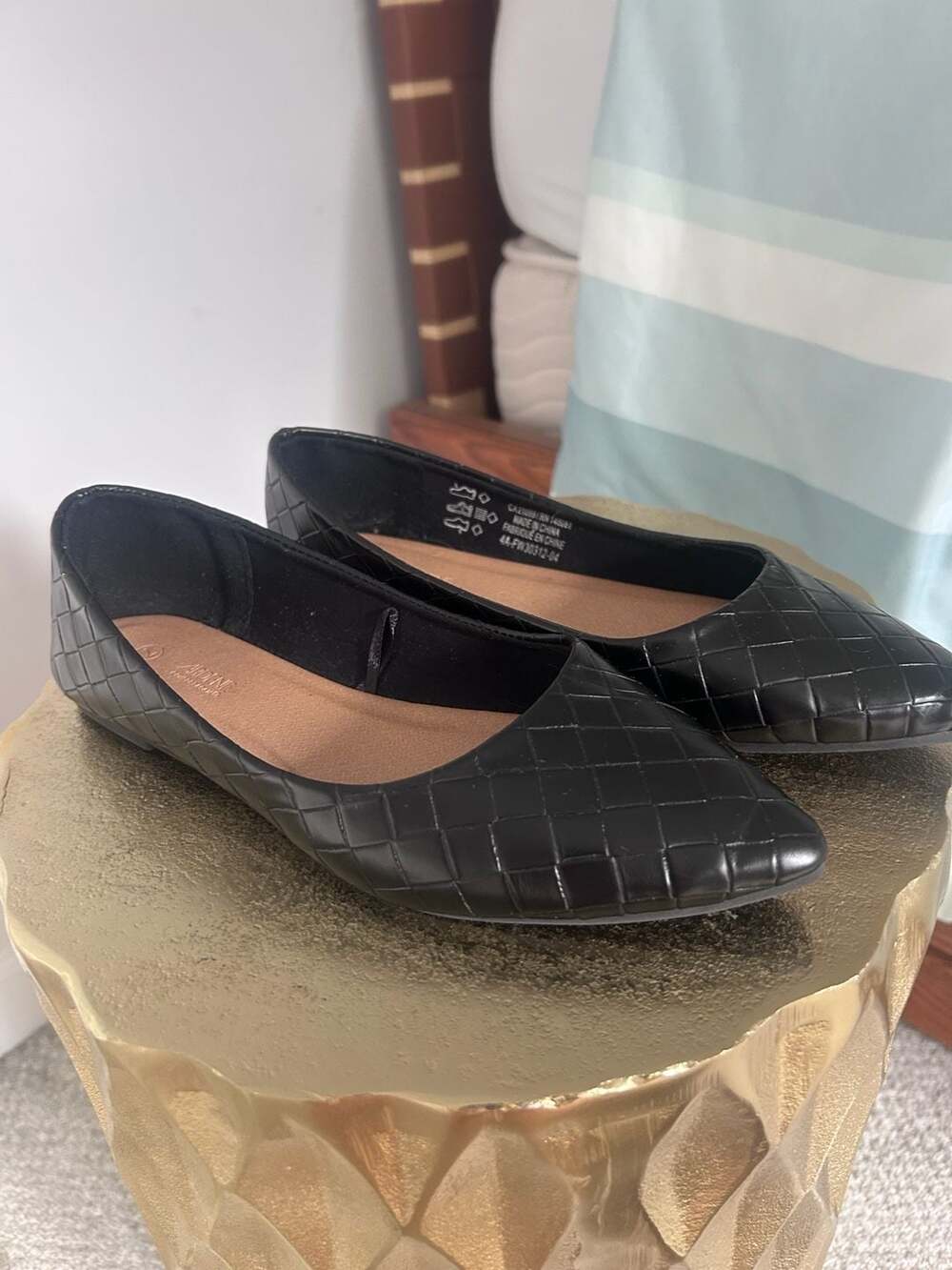 Ardene Black Quilted Pointed Toe Comfort Foam Ballet Flats Size 7